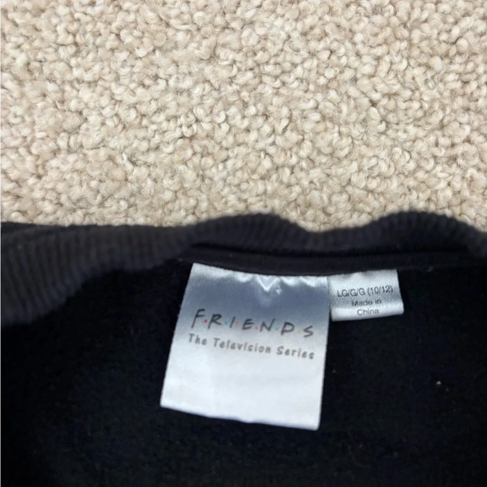 Girls Mad Engine Friends black crew neck sweatshirt 10/12